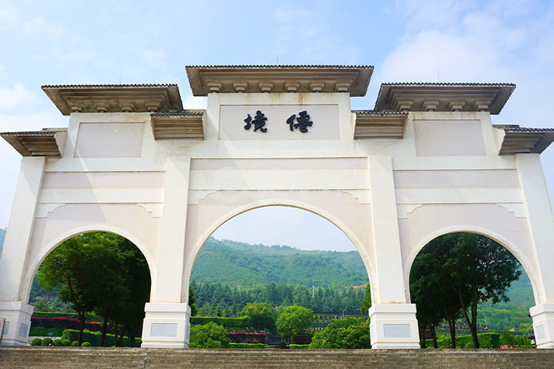 霸陵墓园仙境