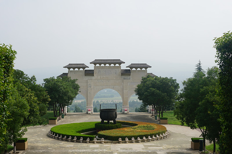 霸陵墓园新区