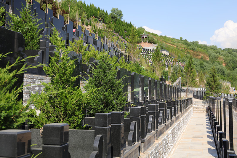 传统立碑墓区 传统立碑墓区