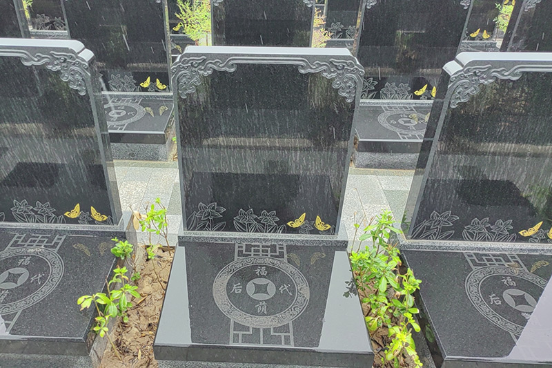 艺术立碑